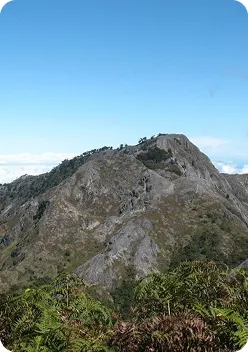 Gunung Binaiya