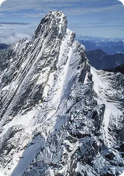 Gunung Carstensz Pyramid